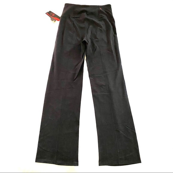 SOLD! 💚Spanx On The Go Pants - Picture 3 of 8